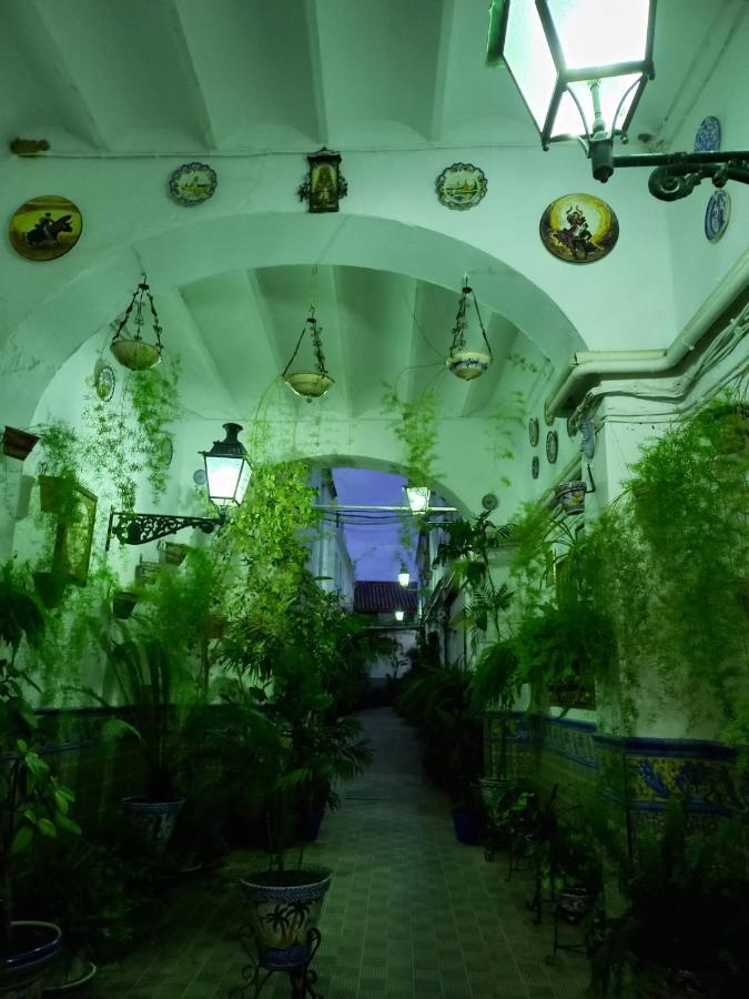 Ferienhaus Charming House In Triana,best View From Patio Sevilla