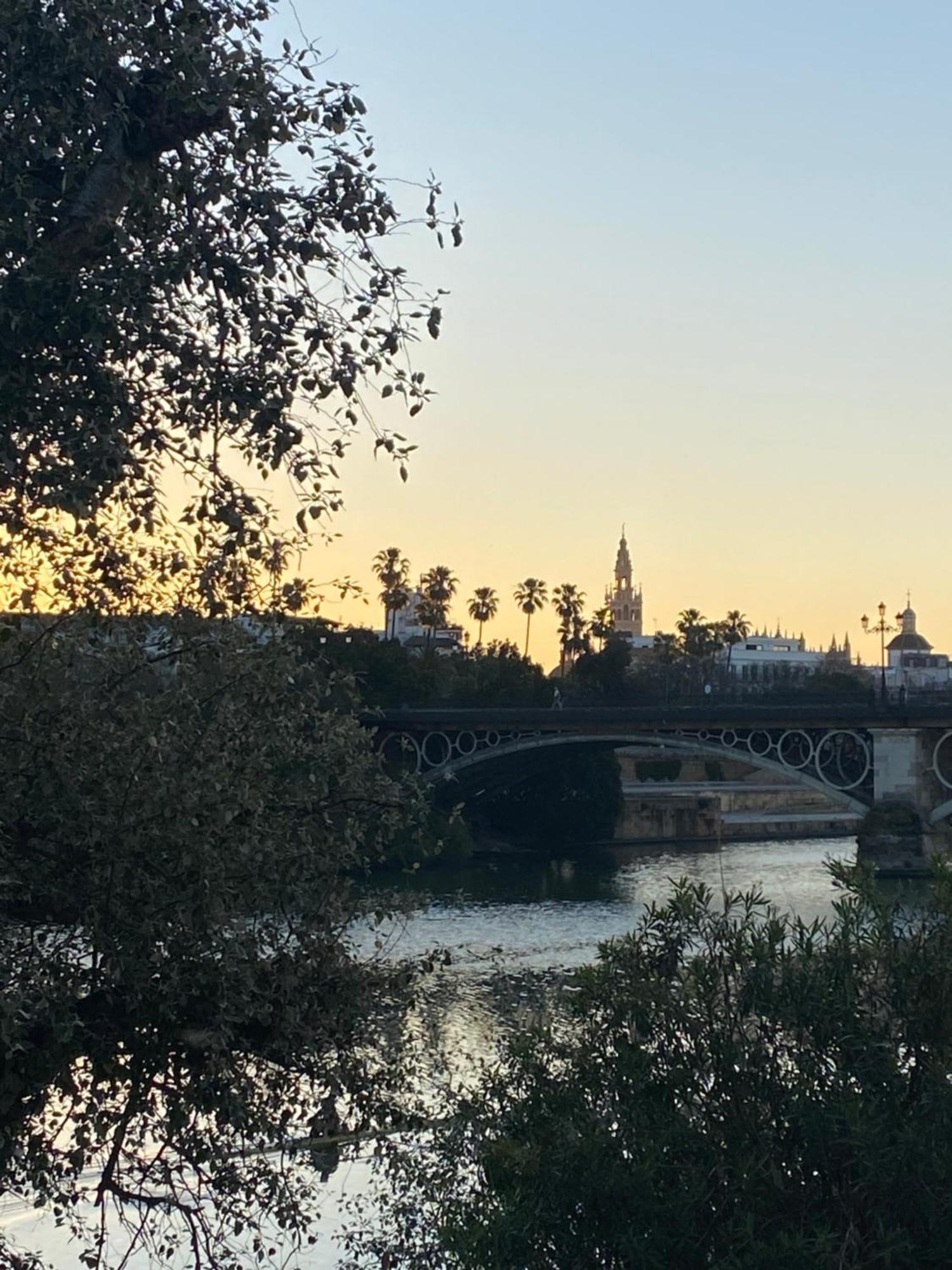 Charming House In Triana,best View From Patio Ferienhaus *